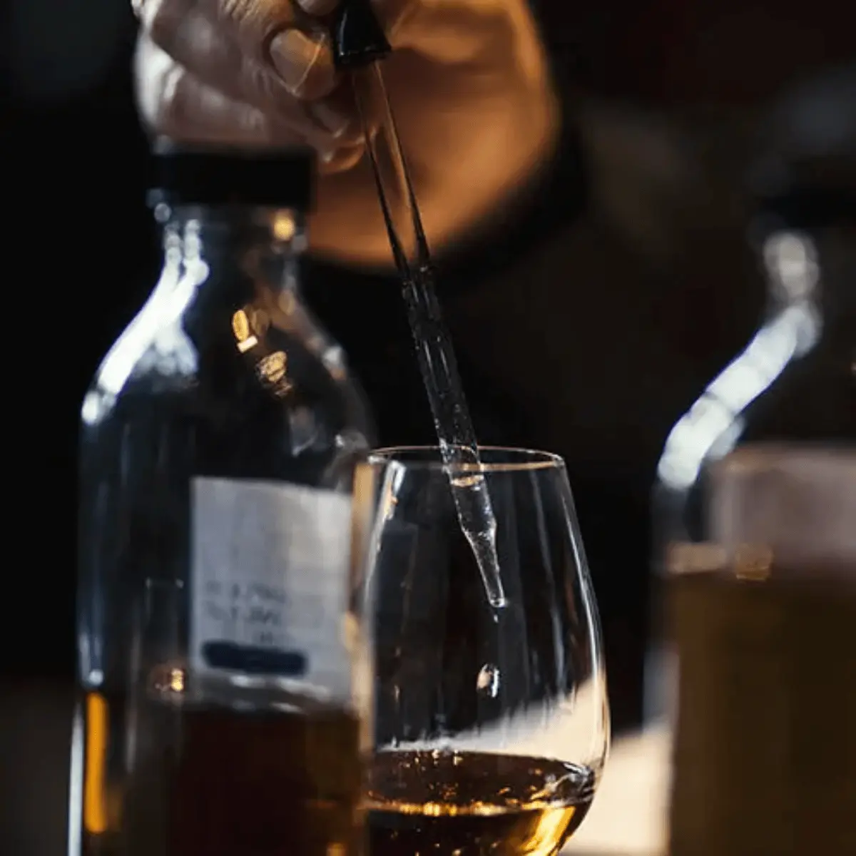 Bagaimana Air Memengaruhi Aroma dan Rasa Whisky?
